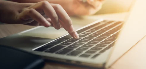 Online-Shopping, Zahlung im Geschäft, Kreditkarte, Konzept